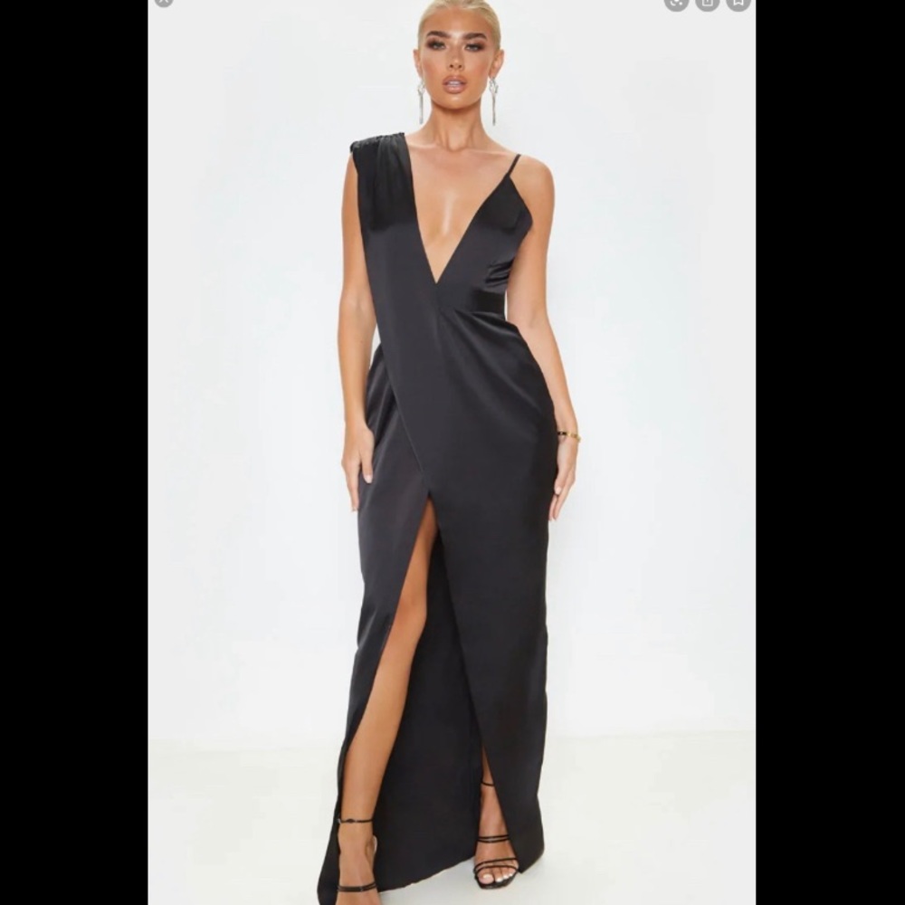 Black Asymmetric Drape Detail Maxi Dress